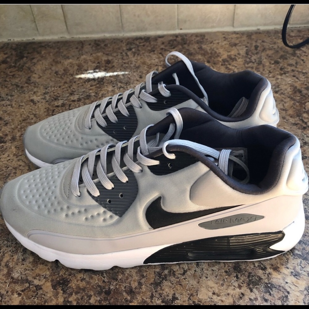 Nike Air Max size 11